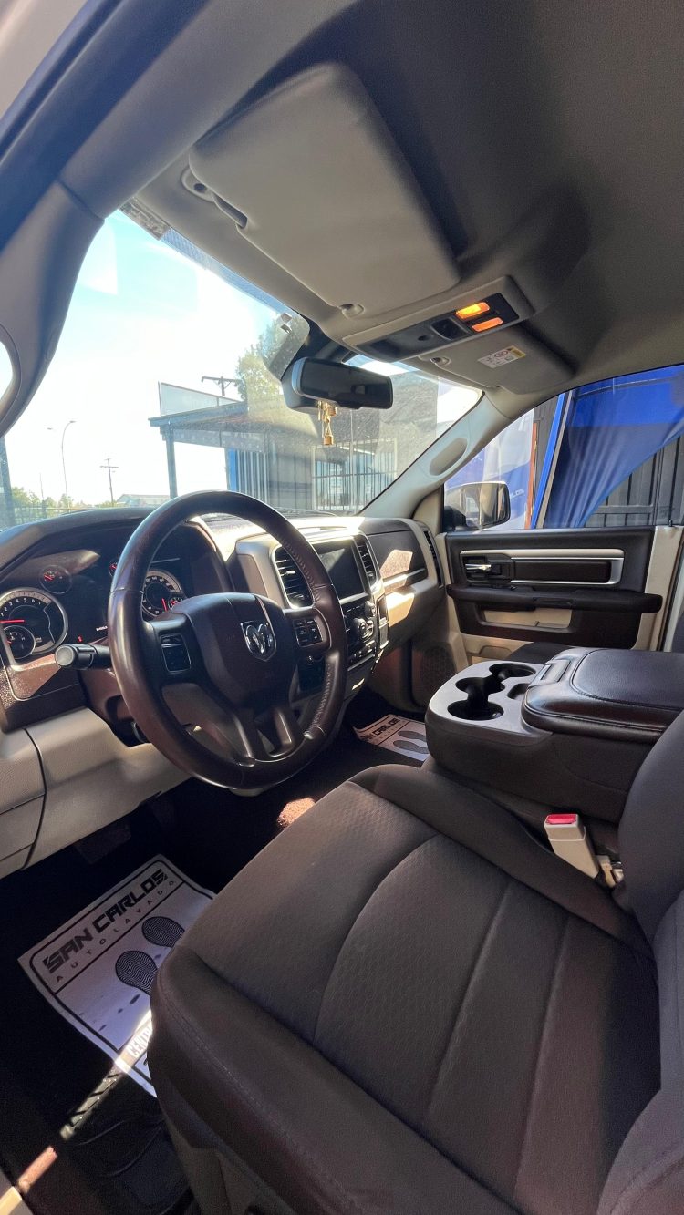 DODGE RAM 1500 AT 2015 3.6CC - Imagen 5