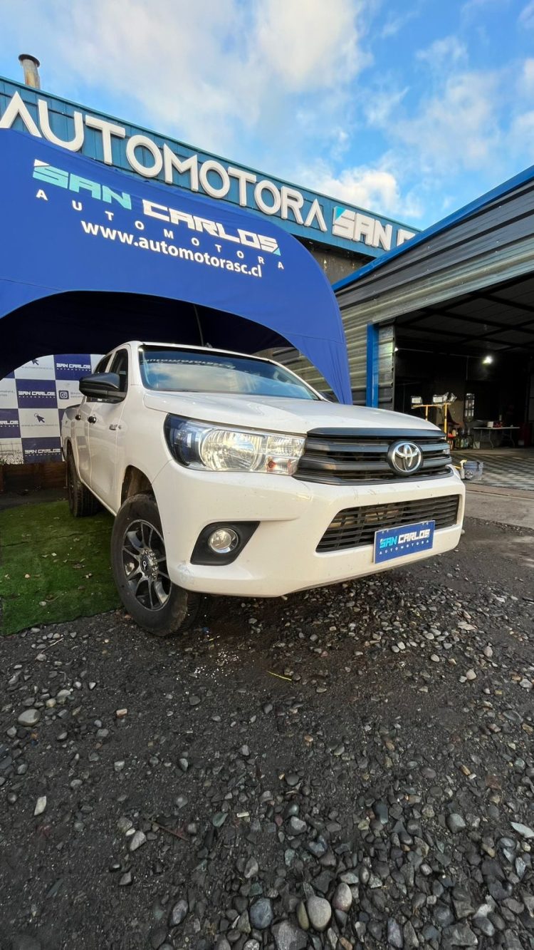 TOYOTA HILUX 2019 MT 2.4CC - Imagen 4